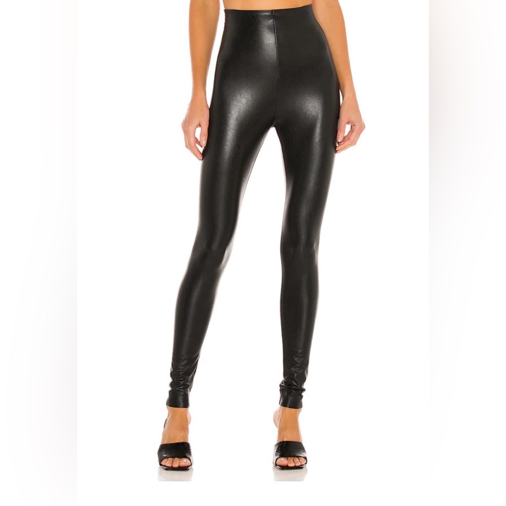 Commando Shiny Black Leggings